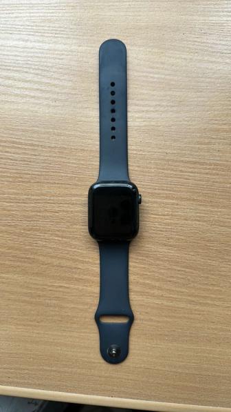 Срочно продам Apple Watch 8