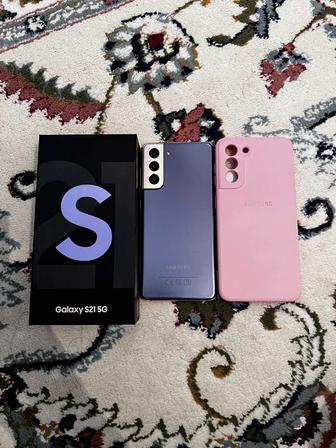 Продам смартфон Samsung S21