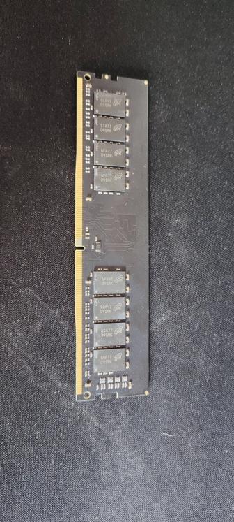 Продам ОЗУ DDR4 16 GB