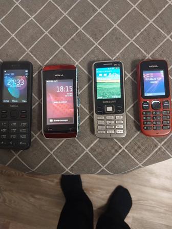 Продам четыре телефона Nokia 35 000