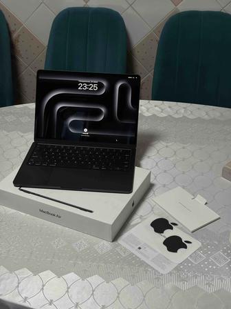 MacBook Air 13 M2 256гб Midnight черный