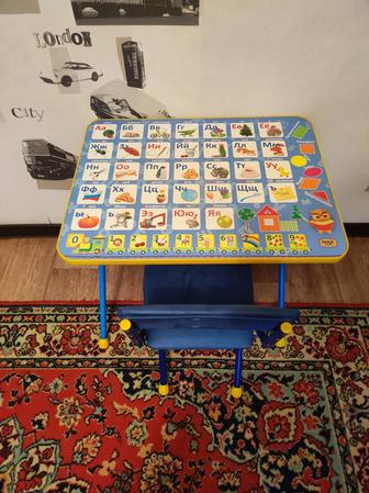 Детский стол со стульчиком