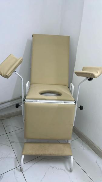 Гиникологическое кресло