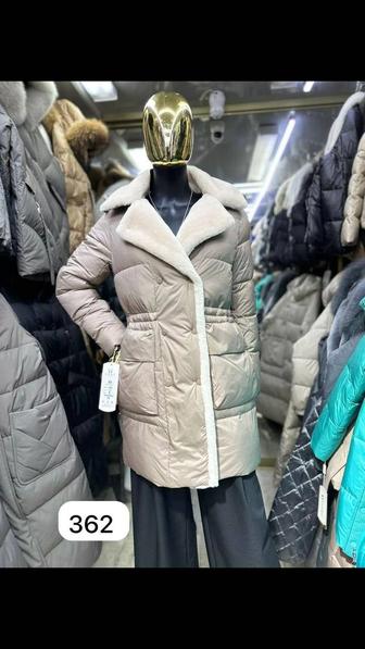 Продам женскую куртку зимние