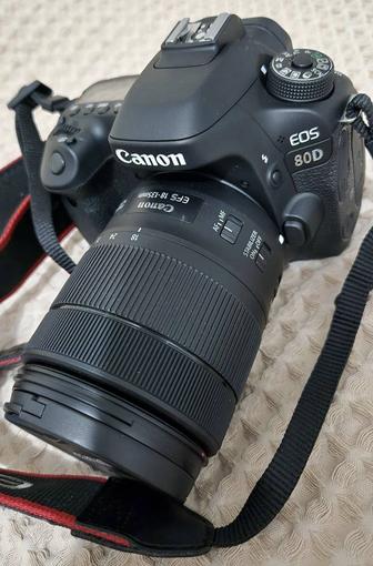 Фотоаппарат Canon EOS 80D kit
объектив 18-135mm f/3.5-5.6 IS USM
