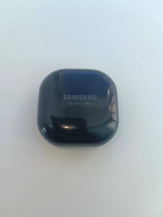 Беспроводные TWS наушники Samsung Galaxy Buds Live