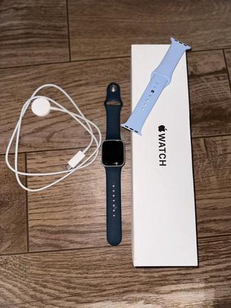 Продам часы Apple watch SE 40mm