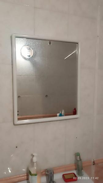 Продаю зеркало в ванную