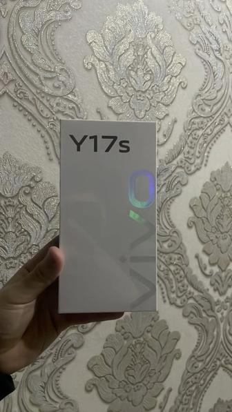 Продается телефон VIVO Y17s