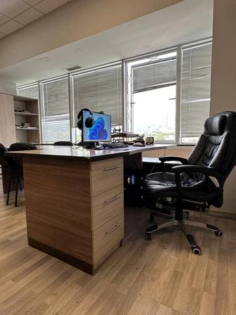 Мебель для офиса комплект 5 рабочих столов