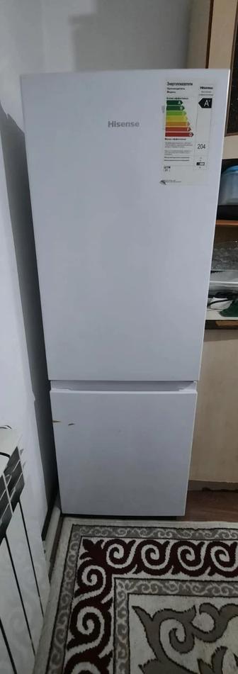Продам холодильник и телевизор
