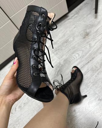 Хилсы, обувь для танцев high heels