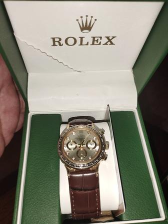 Продам золотые часы ROLEX