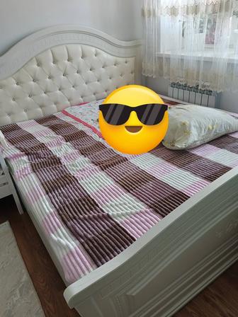 Продам спальный кроват