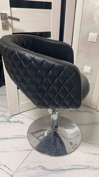 Кресло для парихмахера