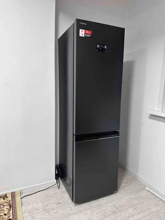 Холодильник Toshiba с AI (искусственным интеллектом )