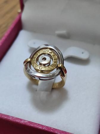 Золотое кольцо BVLGARI