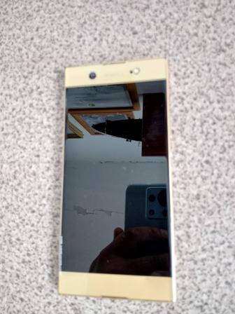 смартфон Sony Xperia A1