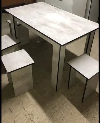 Новый кухонный стол и стулья