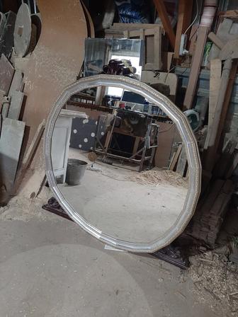 Зеркало настенное круглое 105 см