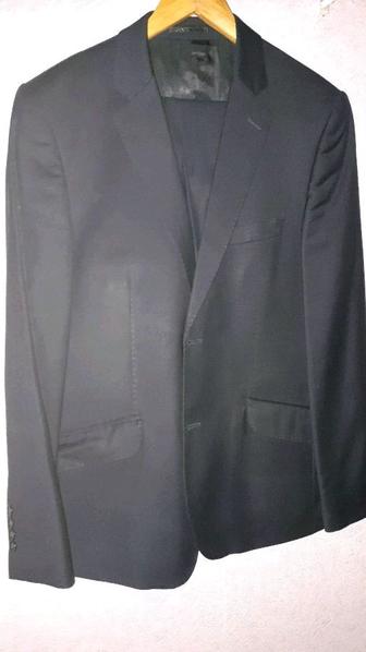 Мужские итяланскии костюм двойка 100% шерсть
