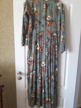 Продам платье женское длинное размер 44