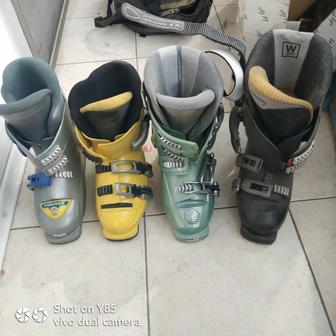 Ботинки лыжные