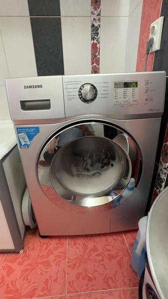 Срочно продаю стиральную машину Самсунг автомат в отличном состояний!