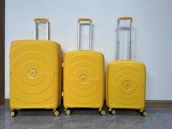 Ударопрочные чемоданы. Light Weight