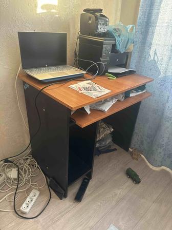 Компьютерная стол
