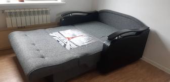 Продам складной раскладной диван кровать размер 1 м 90 см на 1 м 20 см.
