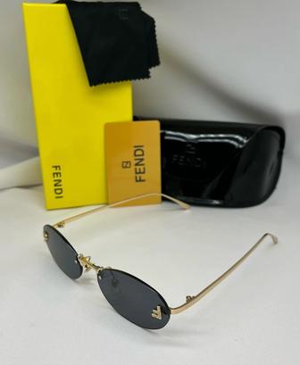 Модные очки от Fendi