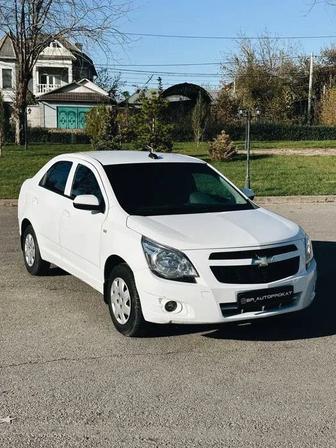 Авто в аренду Без Водителя (Chevrolet Cobalt белый)