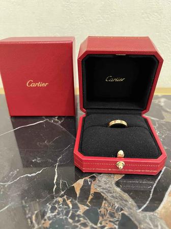 Кольцо Cartier Love с бриллиантом