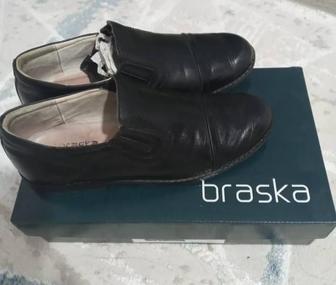 Пр.кожанные ботинки,чёрные, оригинал, фирма BRASKA,в хорошем состоянии