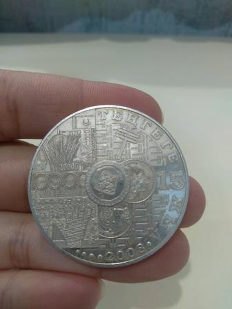 Продам серебренную монету 500тг 31.1грам проба 925