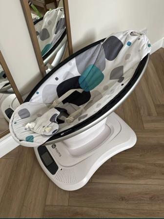 Кресло-качалка 4Moms MamaRoo 4.0