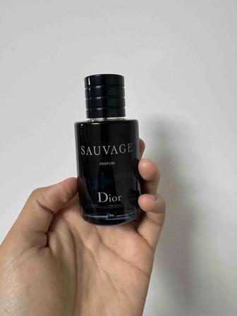 Парфюм Dior sauvage