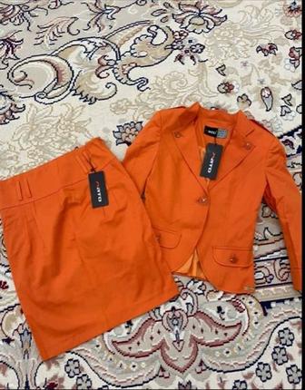 Оранжевый юбка
