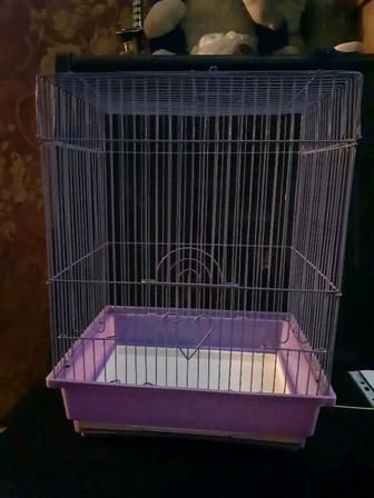 Продам клетку для попугаев