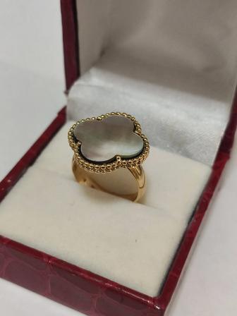 Золотое кольцо Van Cleef