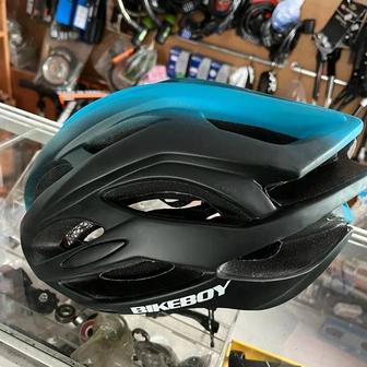 Шлем для велоспорта.