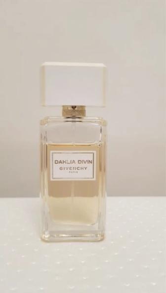 Парфюм Dahlia Divin Givenchy