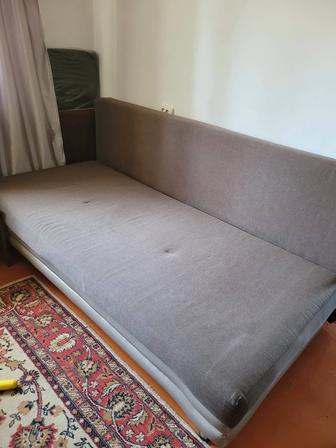 Продам диван тахту в хорошем состоянии