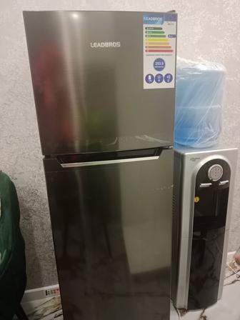 Холодильник Leadbros HD-172 в отличном состоянии