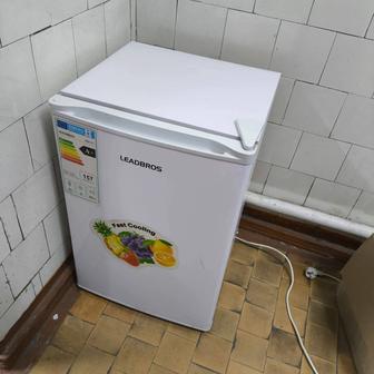 Продам не большой холодильник