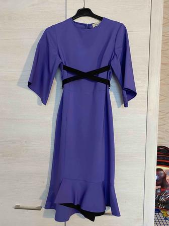 Платье фиолетовая миди
