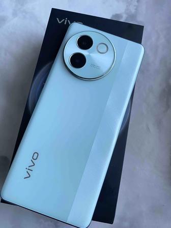 Продам телефон Vivo v30e 256ГБ