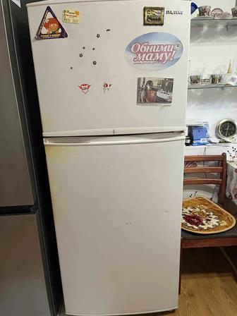 Продается холодильник Самсунг