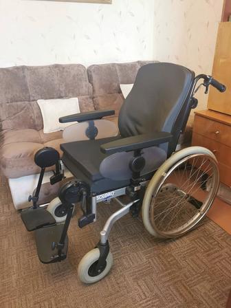 Многофункциональное кресло коляска Meyra Solero